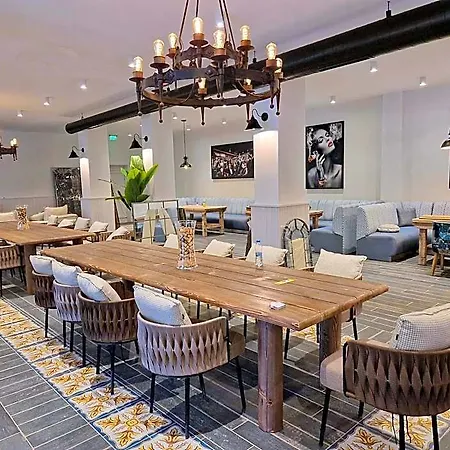 Castro Mesembria Hotel